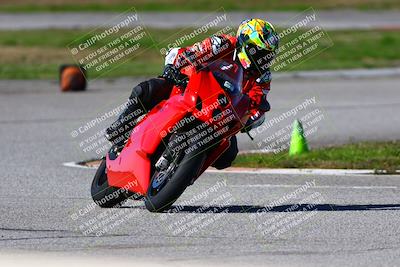 media/Jan-21-2023-Fastrack Riders (Sat) [[fcf3f88a30]]/Level 1-RDS/Session 3 Turn 6-Mountian Shot/